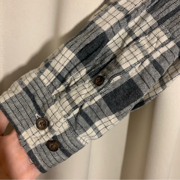 Eddie Bauer Plaid Button-Up w/ Button Sleeves - Picture 3 of 4